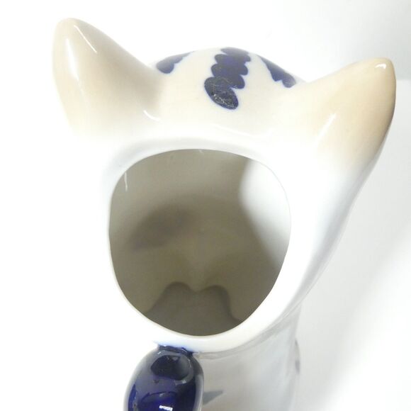 Cat Shaped Pitcher Figural Henriksen Imports Japan Vintage White Blue - Picture 4 of 8